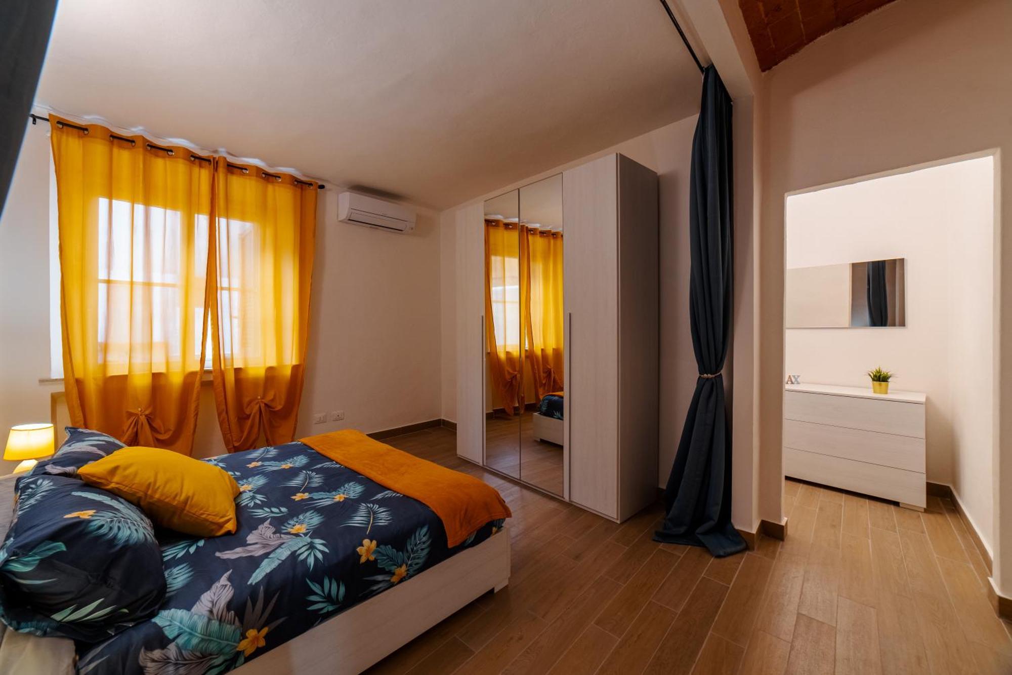 Casa R&R 5' A Piedi Dalla Torre! Pisa Bagian luar foto
